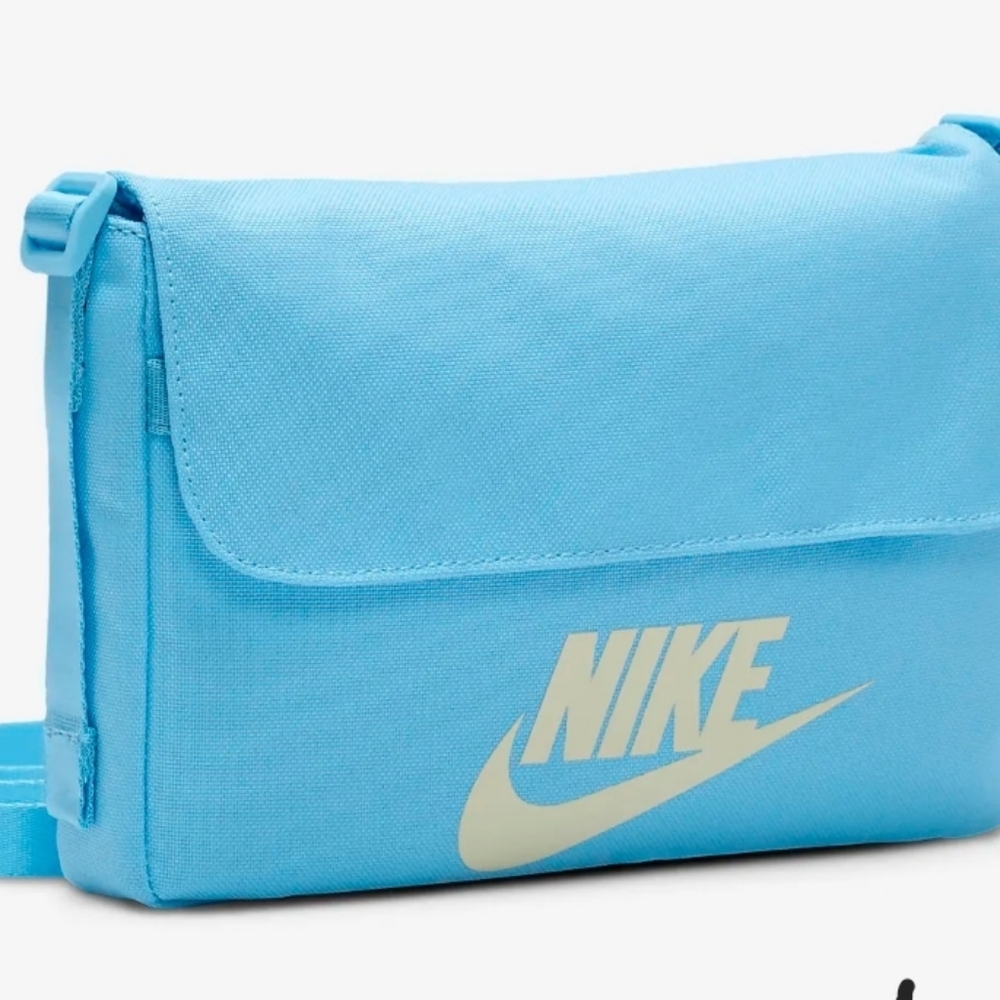 Nike Futura Crossbody Bag - Picture 11 of 14
